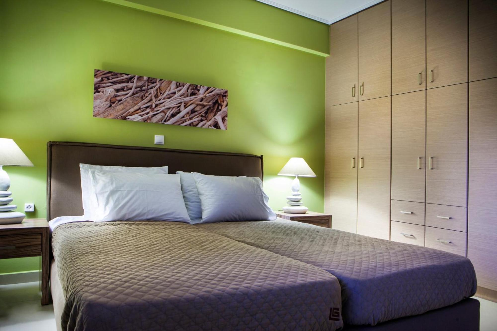 Meliti Waterfront Suites Каравомилос Екстер'єр фото