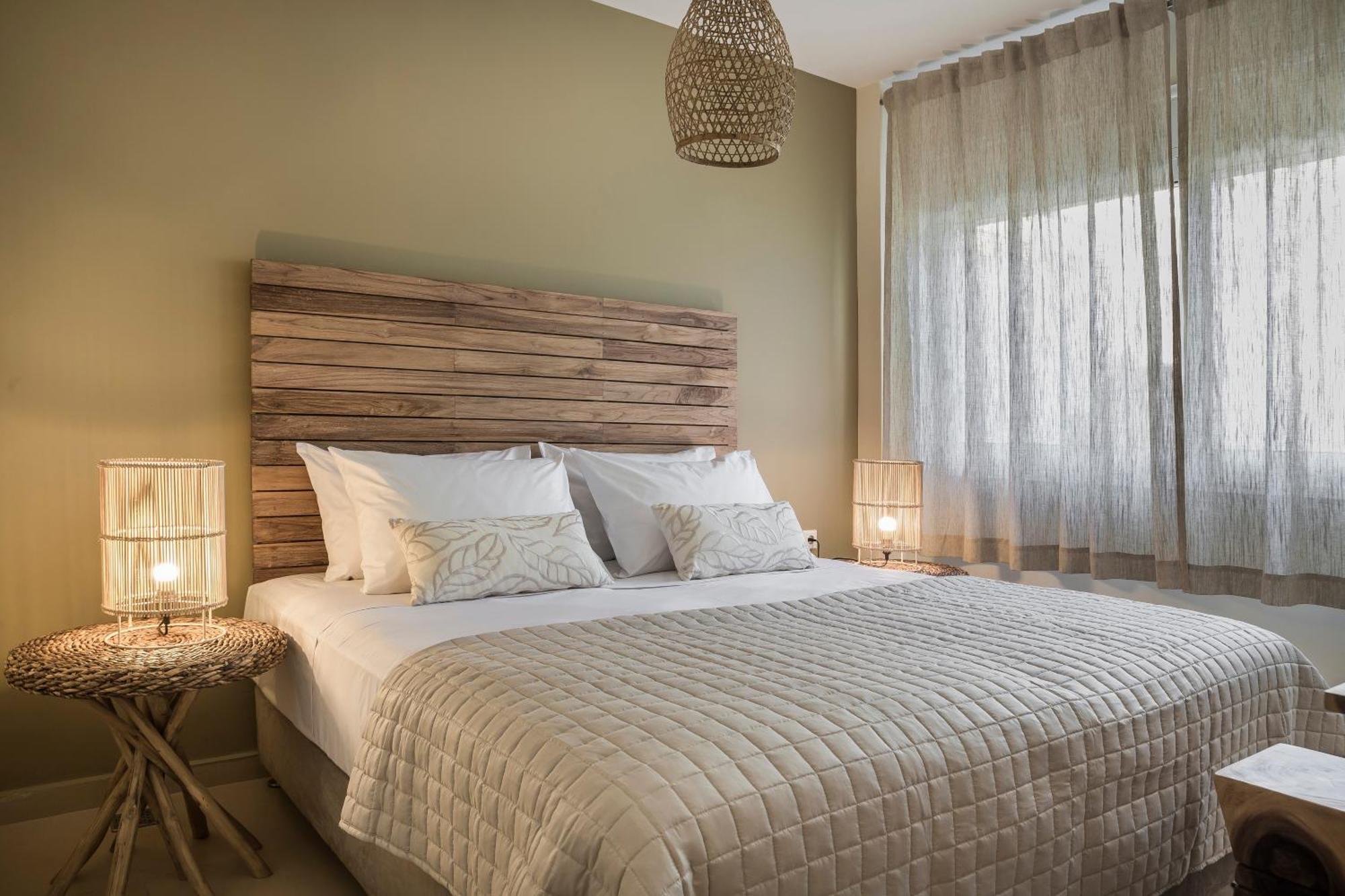 Meliti Waterfront Suites Каравомилос Екстер'єр фото